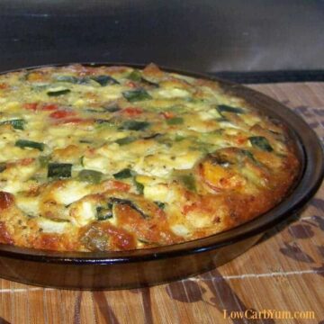 Zucchini quiche with Carbquik pie crust
